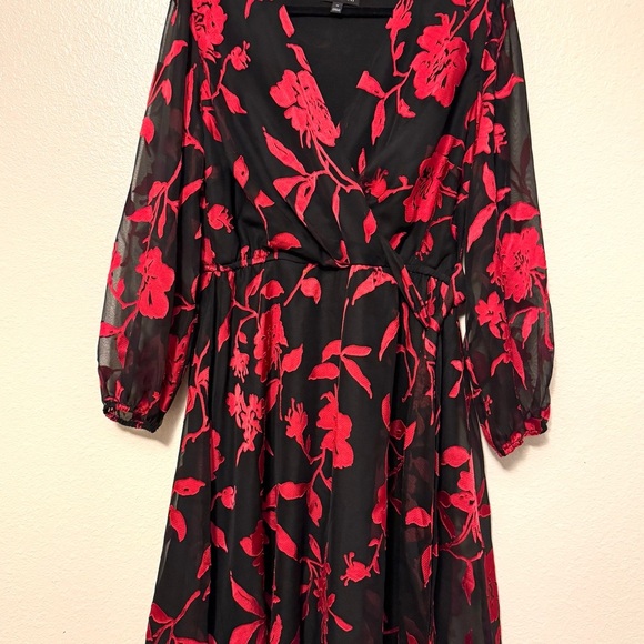 Lane Bryant Black and Red Floral Long Sleeve Dress - Picture 1 of 4